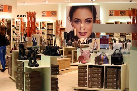 Leather goods buy stroll
