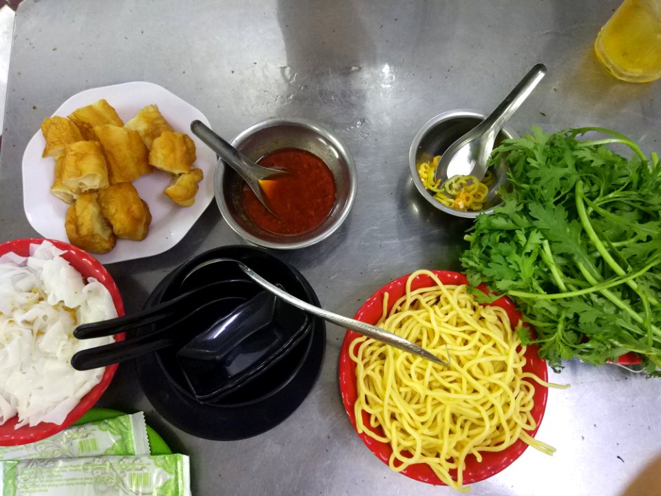 lẩu cá thập cẩm dân phổ 220k fish hotpot
