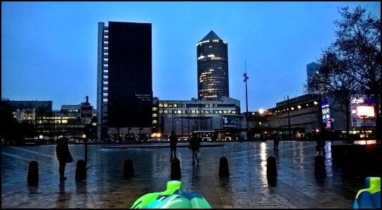 Lyon,Lumières de la ville, après la pluie photo
