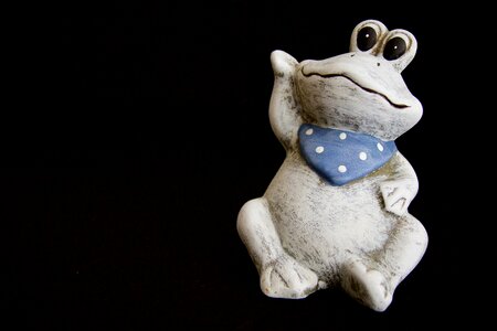 Figure frog decoration