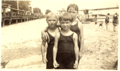 Colonial Beach, Va. - Circa 1923