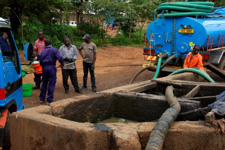 Faecal sludge discharge