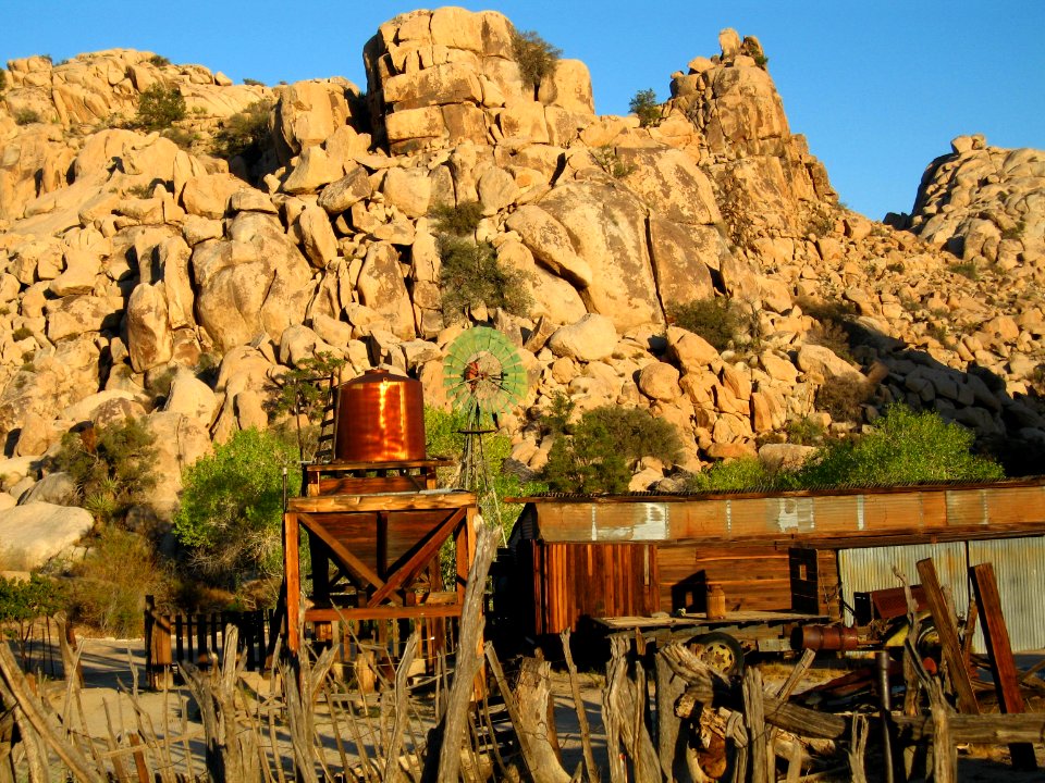 Water tank, blacksmith shop; Keys (Desert Queen) Ranch