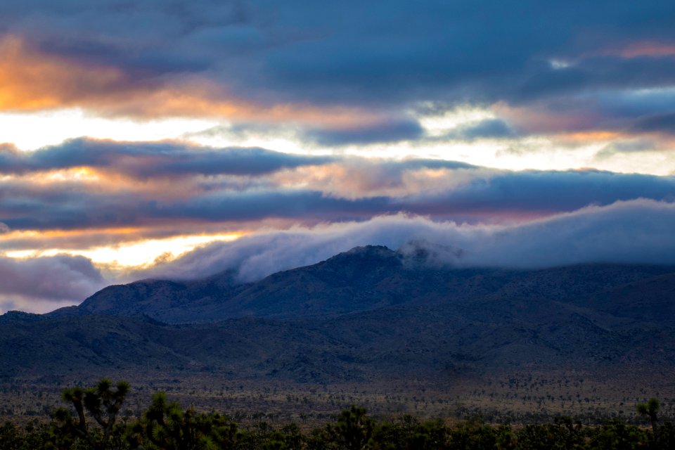 Clouds and fog over Lost Horse Valley