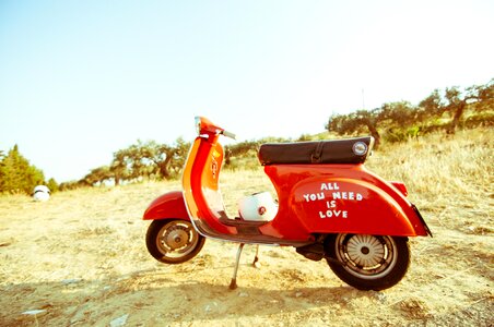 Scooter love beach