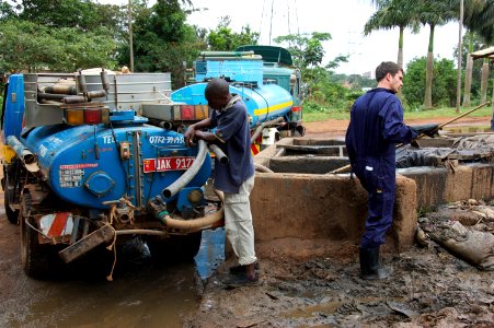 Faecal sludge discharge