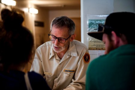 Volunteer at Oasis Visitor Center