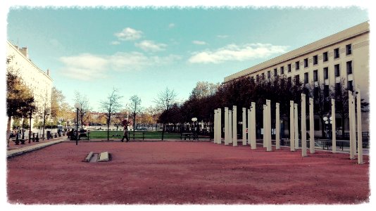 Souvenir d'un génocide - Lyon,( place Antonin Poncet)