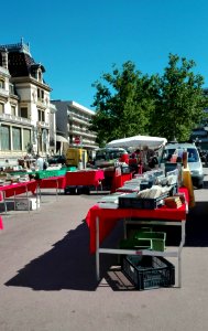 Le plaisir du dimanche (étalages)