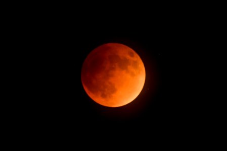 Super Blood Moon; lunar eclipse of full moon at perigee; 9/27/15 photo