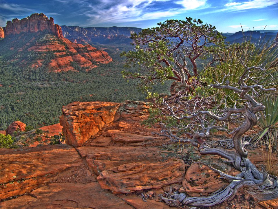 Brins Mesa Rim (HDR)