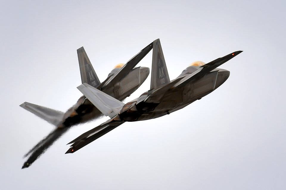 160324-F-LX370-001