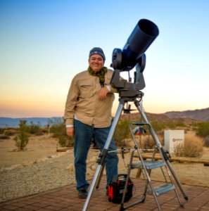 Night Sky Festival 2018-Man with telescope