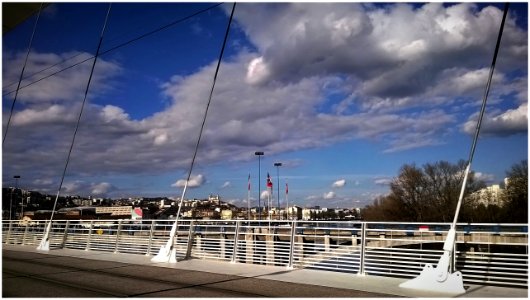 Lyon, vue du pont de Confluences