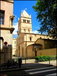 Abbaye d'Ainay (Lyon-France) photo