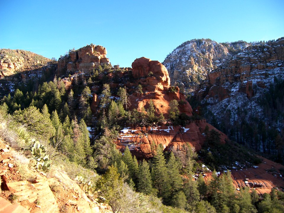 Vultee Arch Trail