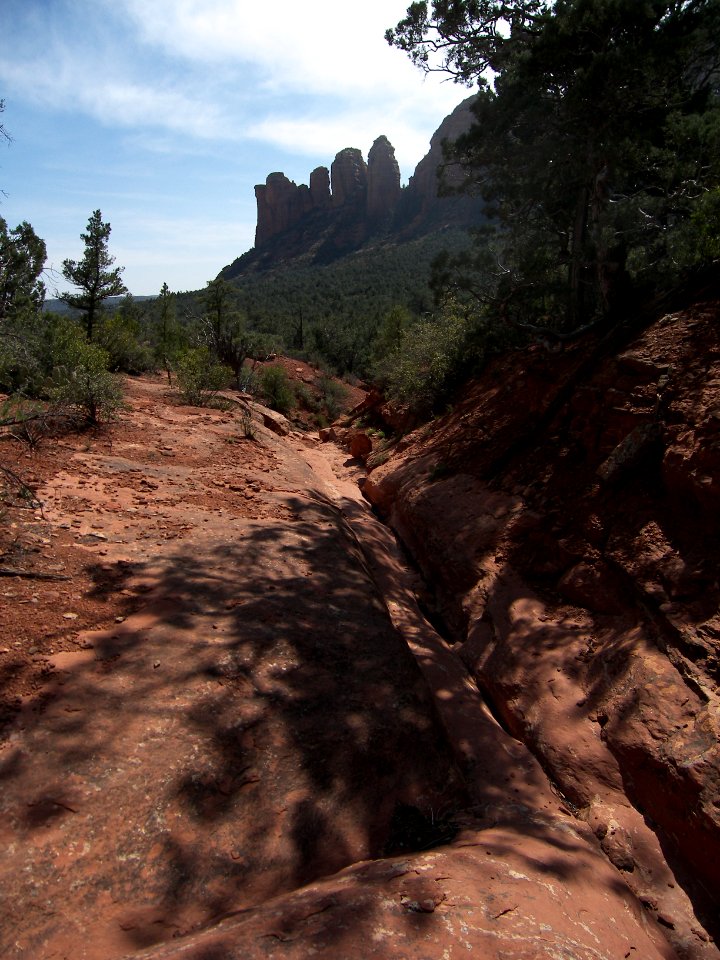 Soldiers Pass Trail