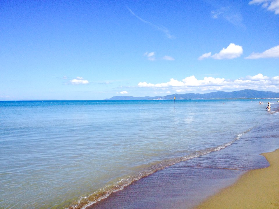 Vista dalla spiaggia di principina a mare