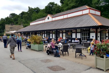 The cavendish pavillion cafe at the wooden bridge