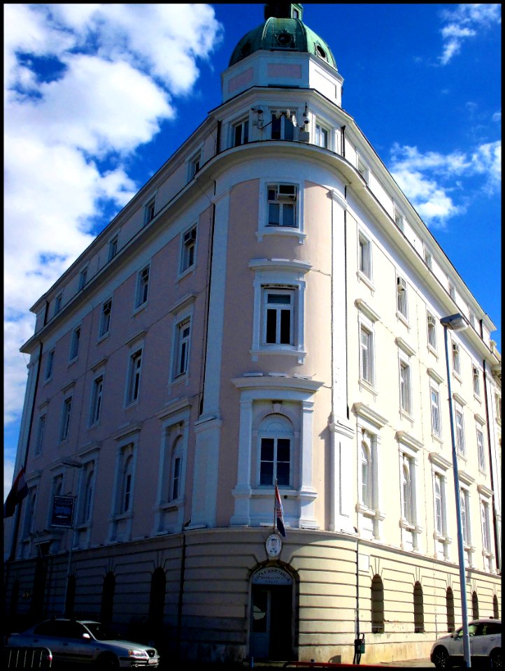 Batiment public. Croatie