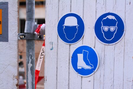Head protection helm eye protection
