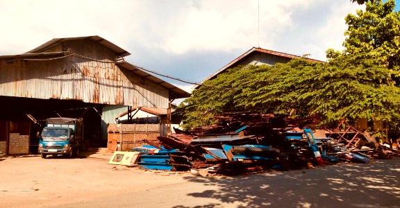 Xưởng sửa chữa tàu hoả tại bình dương.