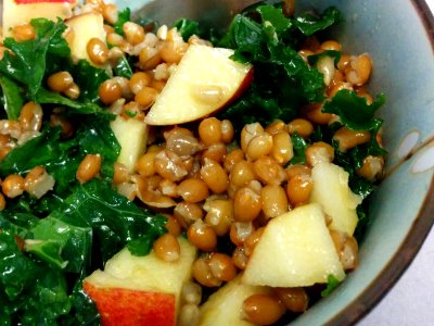 Spelt and Kale Lunch Salad