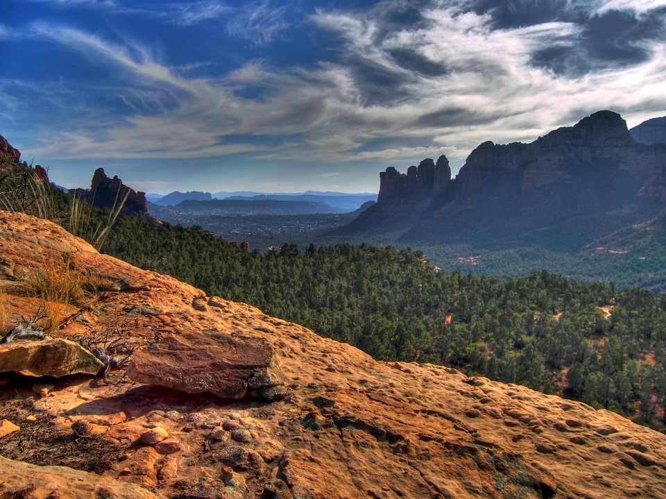 Brins Mesa Trail (HDR)