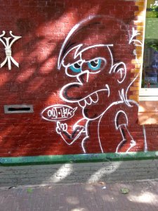 2016.09 - Amsterdam photo of graffiti street-art - a small 'Wall Talk' in sun-light of September in the city; geotagged free urban photo, in public domain / Commons; Dutch photography, Fons Heijnsbroek, The Netherlands