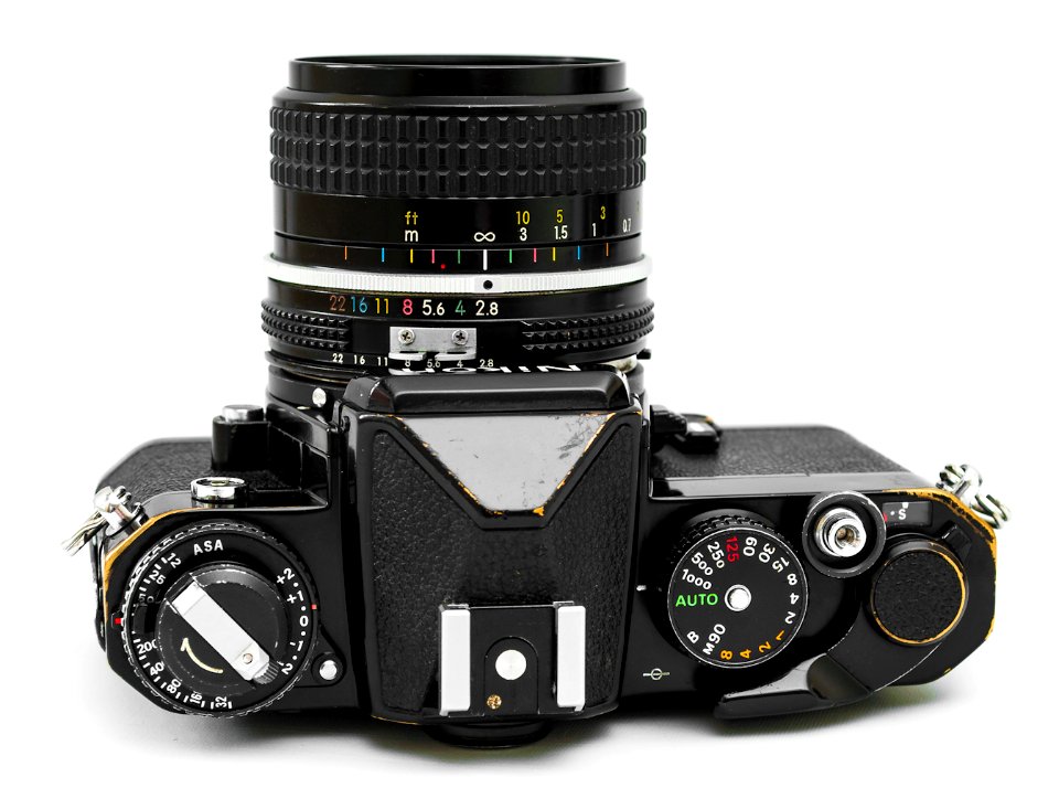 Nikon FE + Nikon 24mm f/2.8 AI