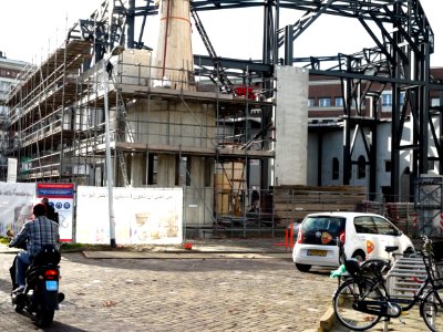 Building activities and construction site of the Westermoskee a new mosque  along the Kostverlorenkade in district De Baarsjes in Amsterdam city; ; photo urban photography Fons Heijnsbroek, 2013