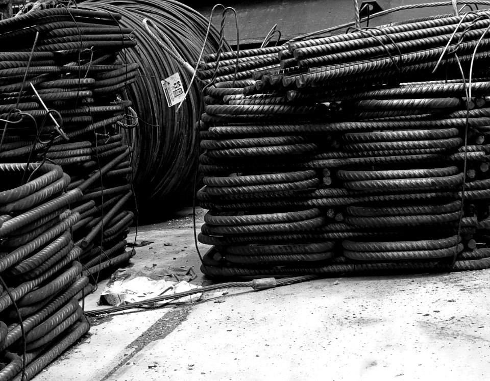2013.06 - 'Black and White urban photography' of a construction still-life with piles of concrete wire and iron building struts at the metro construction Vijzelgracht in Amsterdam; urban photography in the Netherlands, Fons Heijnsbroek
