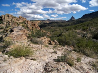 Superstition Wilderness: Dutchmans Trail