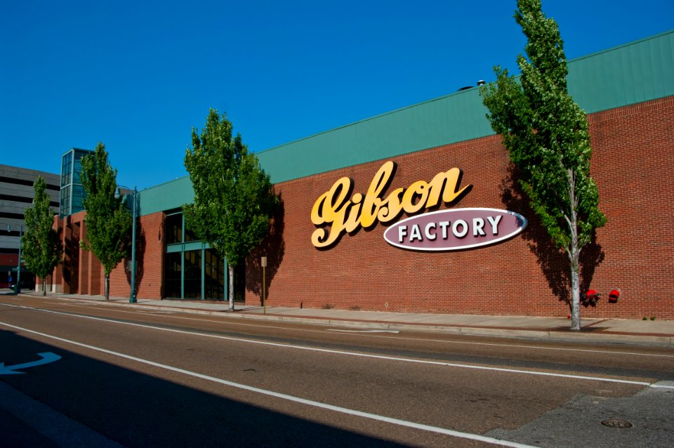 Road Trip: Gibson Factory