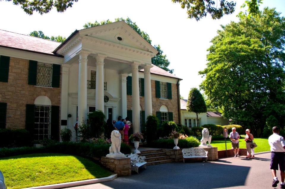 Road Trip: Graceland