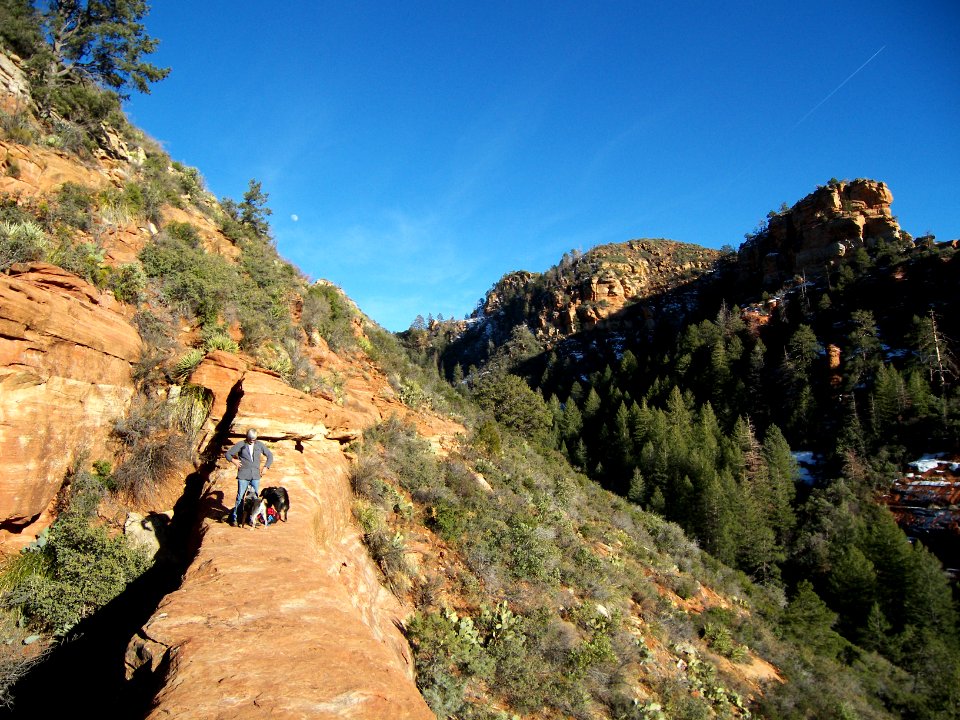 Vultee Arch Trail