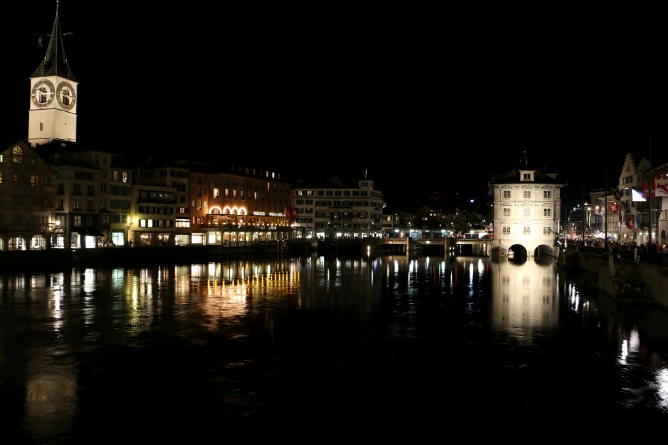 Water reflection night impressions zurich