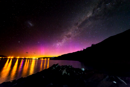 Aurora over Lake Hawea