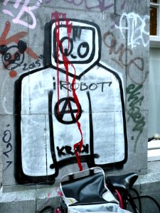 2016.03 - Amsterdam photo of urban sprayed street art - I Robot in wall-painting; a geotagged free urban picture, in the public domain / Commons; Dutch photography, Fons Heijnsbroek, The Netherlands photo