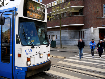 2017.04 Tram 24 rijdt weer sinds 15 jaar of langer... foto op Roelofhartplein / Tram 24 is back in Amsterdam city since 15 years ago - geotagged free urban picture, in public domain / Commons CC ; Dutch city photography by Fons Heijnsbroek, The Netherland