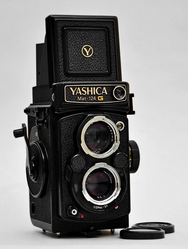 Yashica Mat 124g photo