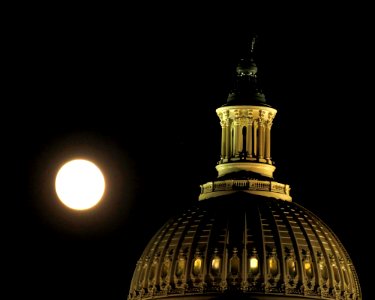Capitol dome in Washington photo