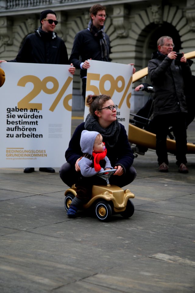 GRUNDEINKOMMEN COMING SOON