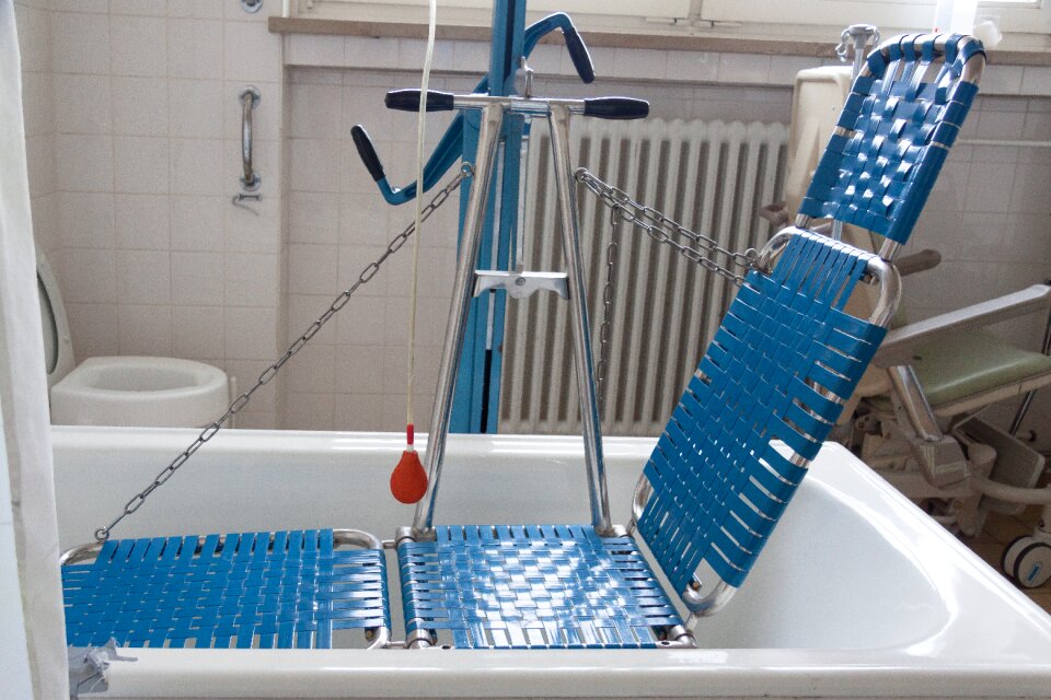 Lift chair crane disability