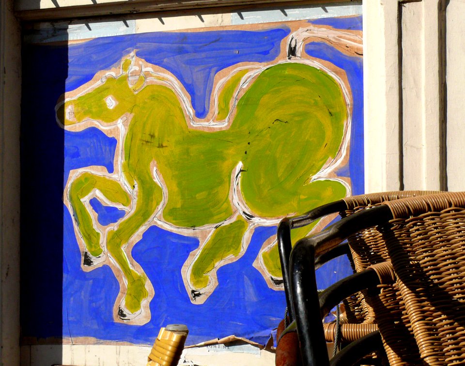 2008.10 - 'Temporary urban street-art on the walls', a painted beautiful horse in blue color, in the Plantage Kerklaan, in Autumn light; Dutch photo - urban photography by Fons Heijnsbroek, The Netherlands