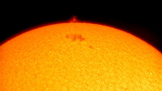 Small prominence and filament on today's Sun