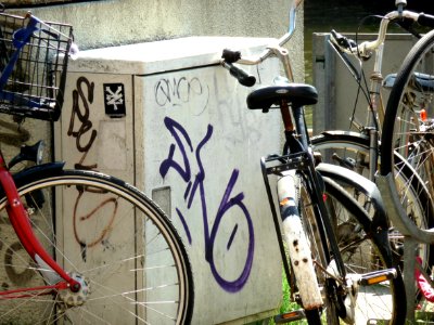 2011.05 - 'Still-life of parked bikes in Amsterdam city'; geotag free urban picture, in public domain / Commons CCO; city photography by Fons Heijnsbroek, The Netherlands - #Flickr12Days photo