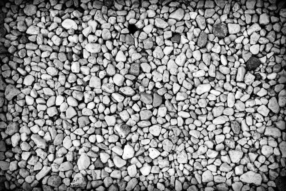 Pebbles gravel black and white
