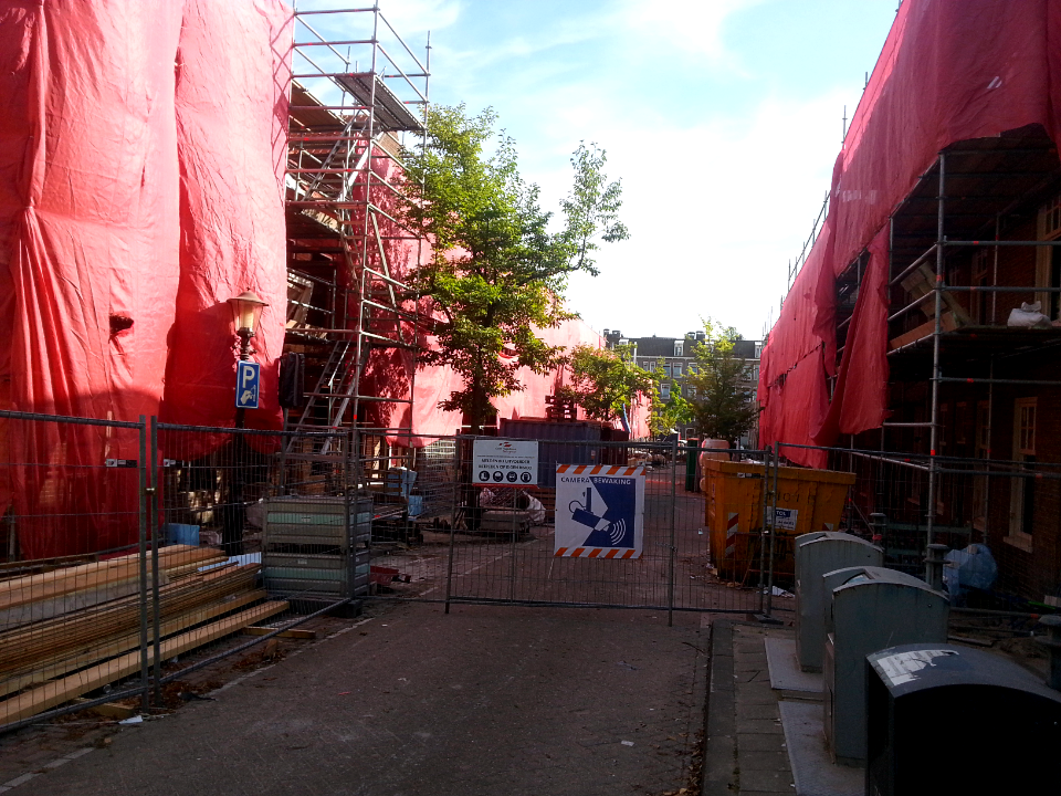 2016.09 - Amsterdam photo of a renovation site, re-building and construction activities in the district Indische buurt - geotagged free urban picture, in public domain / Commons; Dutch photography, Fons Heijnsbroek, The Netherlands