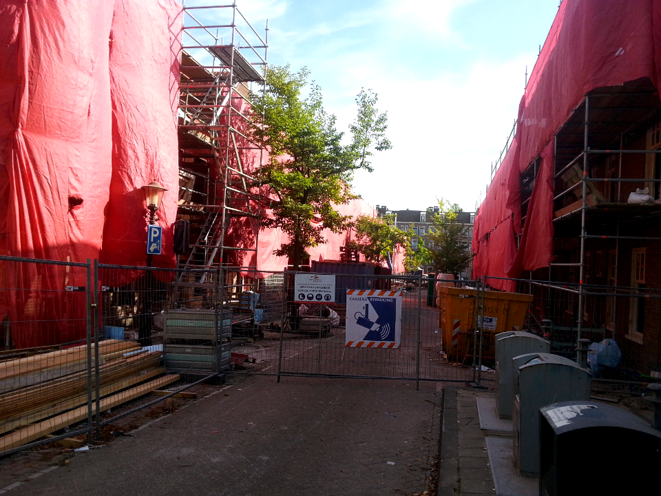 2016.09 - Amsterdam photo of a renovation site, re-building and construction activities in the district Indische buurt - geotagged free urban picture, in public domain / Commons; Dutch photography, Fons Heijnsbroek, The Netherlands photo